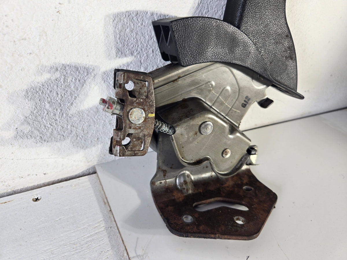 2011 2012 2013 Hyundai Elantra Parking Brake Lever Assembly OEM 597103X600RY
