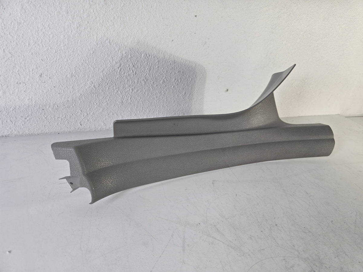 2010 2013 BMW 528i 550i Right Passenger Rear Door Inner Sill Molding OEM Gray