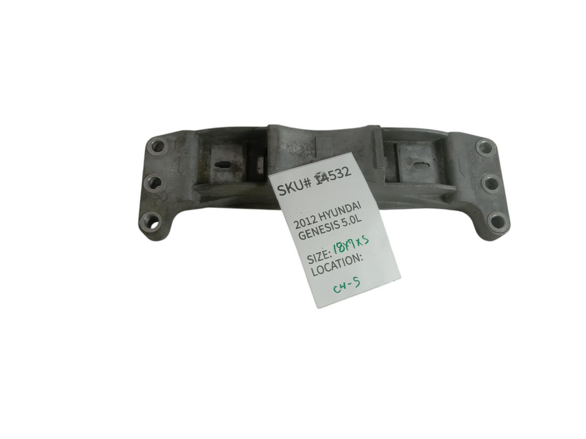 2012-2014 Hyundai Genesis Transmission Mount Bracket Crossmember OEM 14532