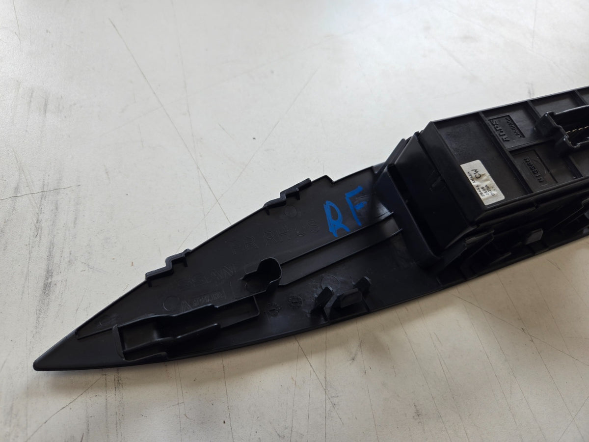 2014 2020 Nissan Rogue right passenger front door power window control switch OE