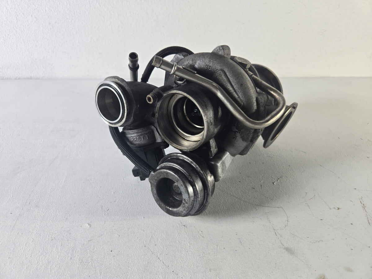 2010 2013 BMW 5 Series 550i N63 4.4L Turbocharger Turbo Charger Right Side OEM