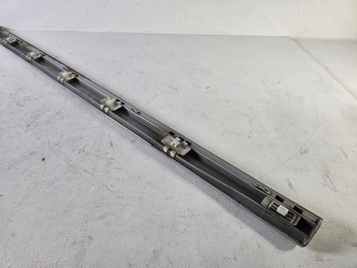 2003 2009 Mercedes Benz E320 E500 Left Driver Front Door Trim Lower Molding OEM