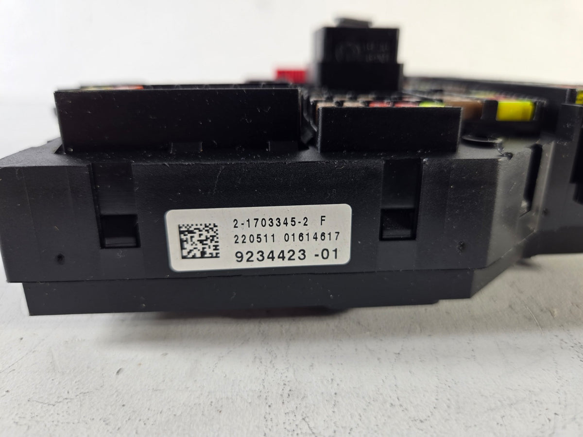 2010 2011 2012 2013 BMW 535i 550i Rear Power Distribution Fuse Box OEM 217033452