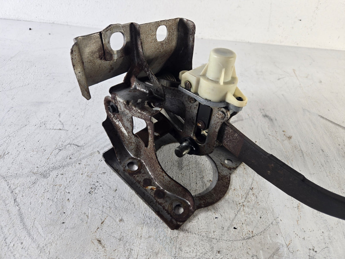 2004 Lincoln Town Car Floor Foot Brake Pedal With Bracket OEM 3W1Z2454AA