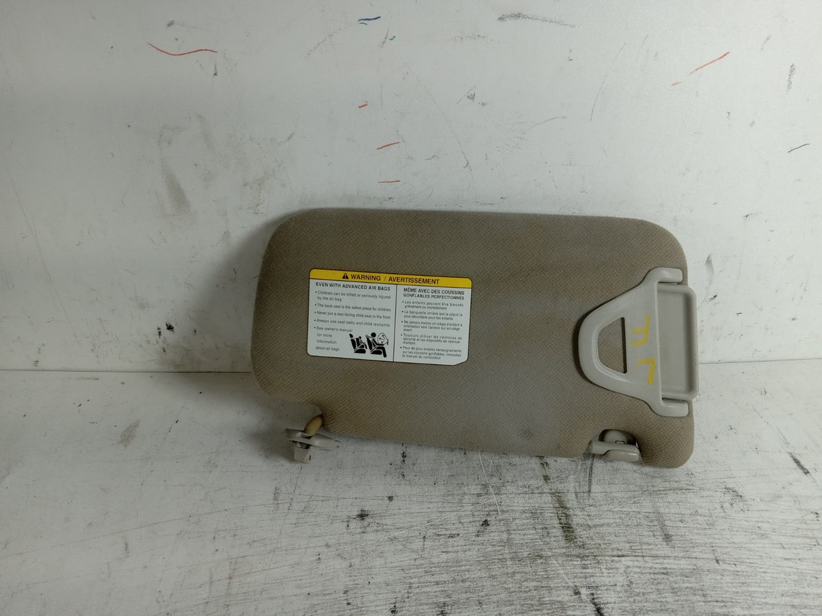 2013-2019 Nissan Sentra Left Front Sun Visor Sunvisor LH 96401-3SG8A OEM 15227
