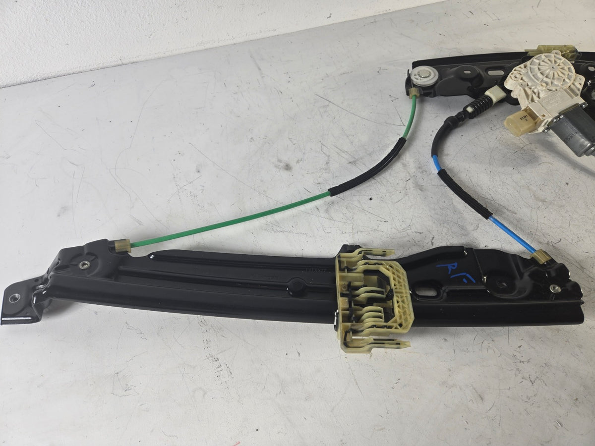 2010 2016 BMW 528i 550i Right Passenger Front Door Window Regulator Motor OEM