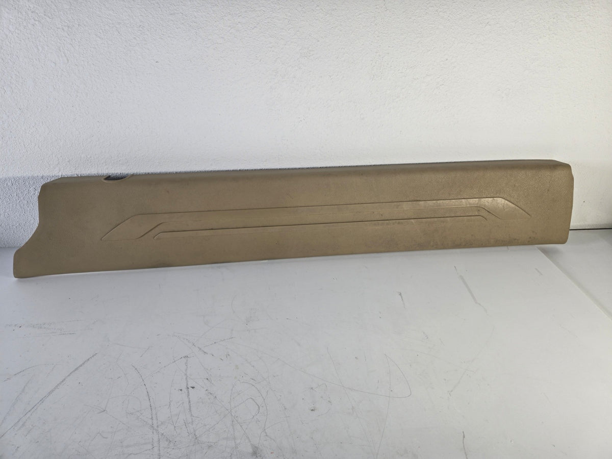 2015 2018 Kia Sedona Left Driver Rear Door Sill Scuff Molding Trim OEM Beige