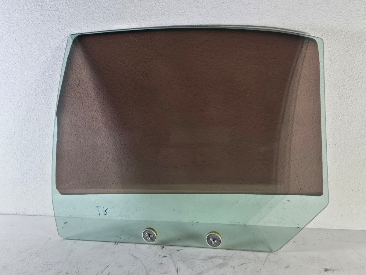 1999 2011 Lincoln Town Car Left Driver Side Rear Door Window Privacy Glass OEM