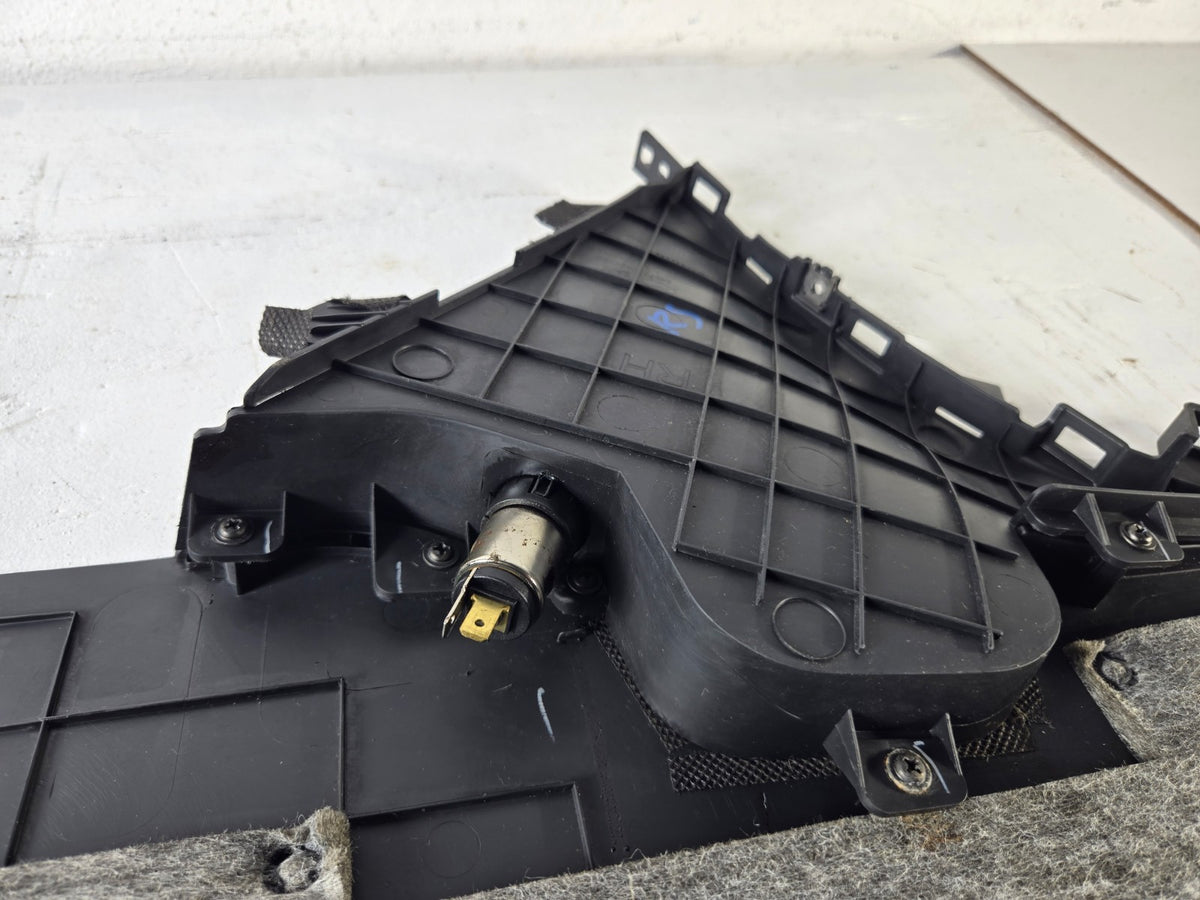 2011 2013 Hyundai Elantra Right Passenger Side Center Console Side Trim Panel OE