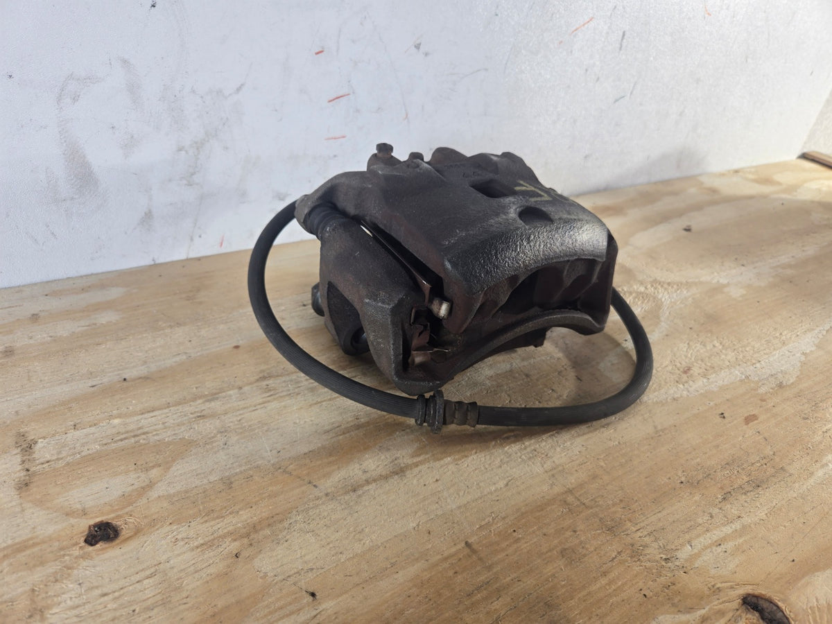 2013-2019 Nissan Sentra Right Front Wheel Brake Caliper 410013SG0C OEM 15336