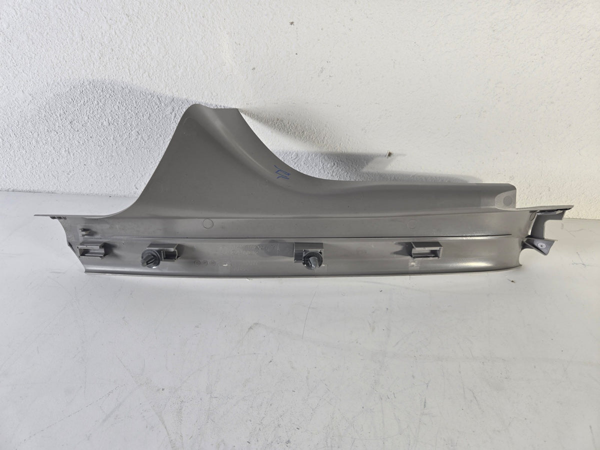 2010 2013 BMW 528i 550i Right Passenger Rear Door Inner Sill Molding OEM Gray