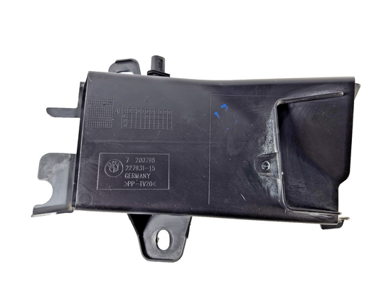 2010 2017 BMW 528i 535d 550i Right Passenger Radiator Air Duct Vent Channel OEM
