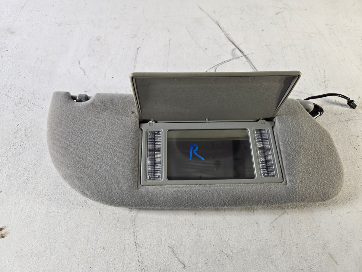 2004 Lincoln Town Car Right Passenger Side Front Sun Visor Sunvisor Glass OEM