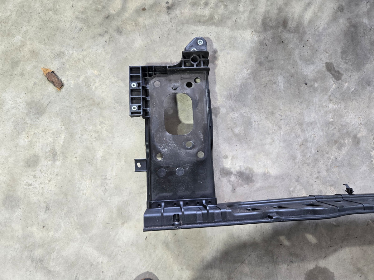 2011 2013 Hyundai Elantra Sedan Radiator Core Support Bracket OEM 641013X000