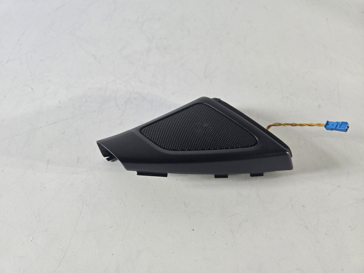 2010 2016 BMW 528i Right Passenger Front Door Corner Tweeter Speaker Cover OEM