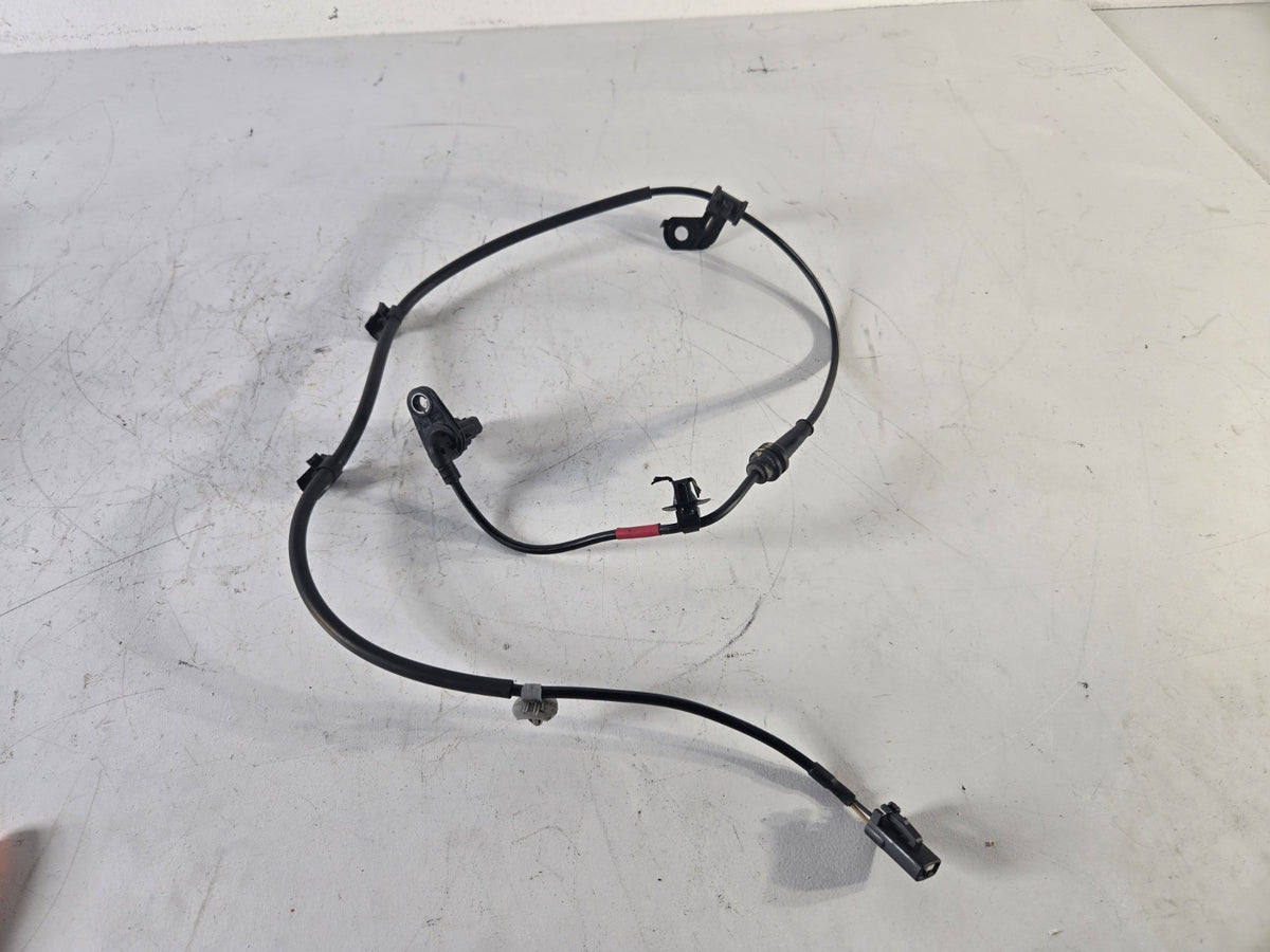 2015 2021 Kia Sedona Right Passenger Side Front Wheel Speed ABS Sensor OEM