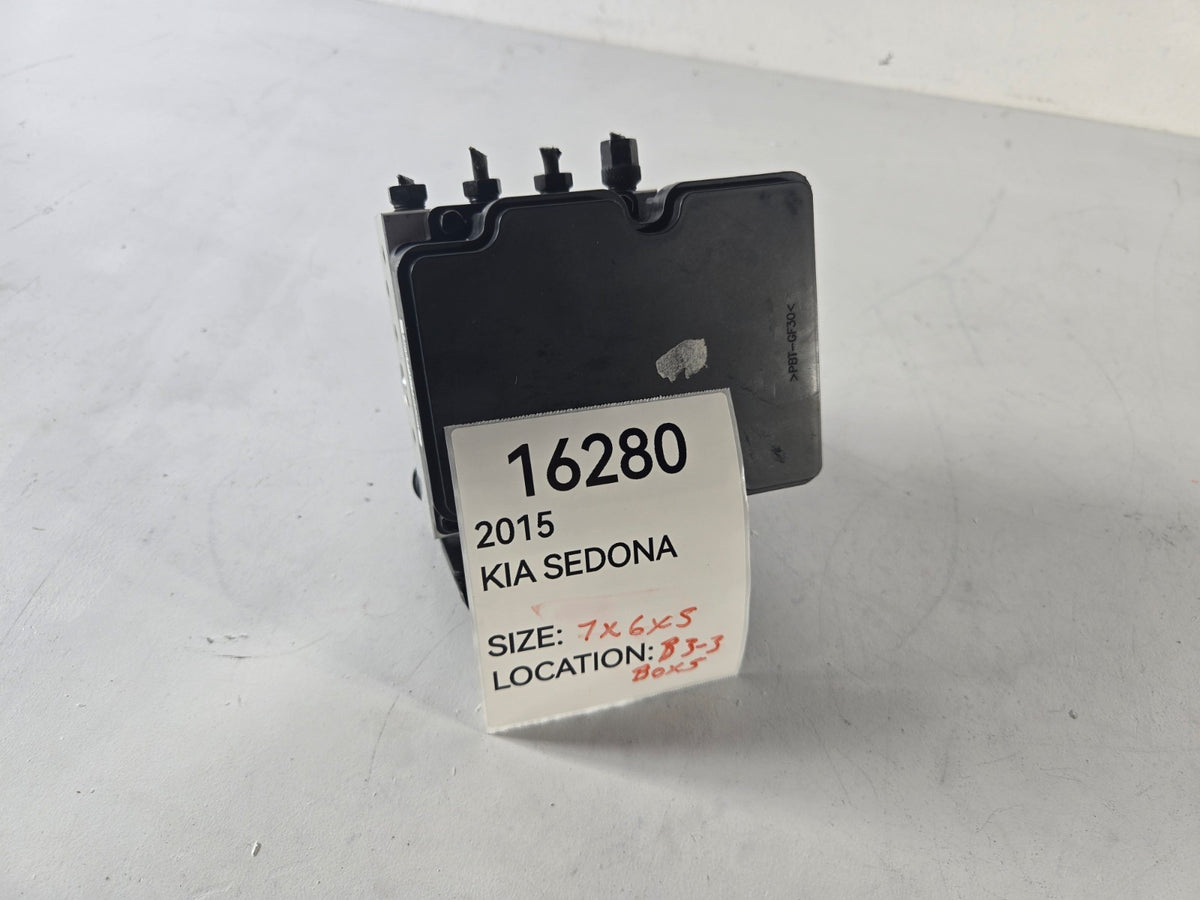 2015 2018 Kia Sedona ABS Anti Lock Braking System Pump Modulator OEM A958920520