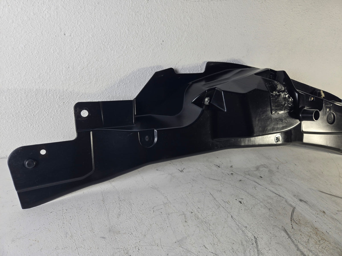 2003 2004 Lincoln Town Car Front Windshield Wiper Motor Housing Cover Panel OEM