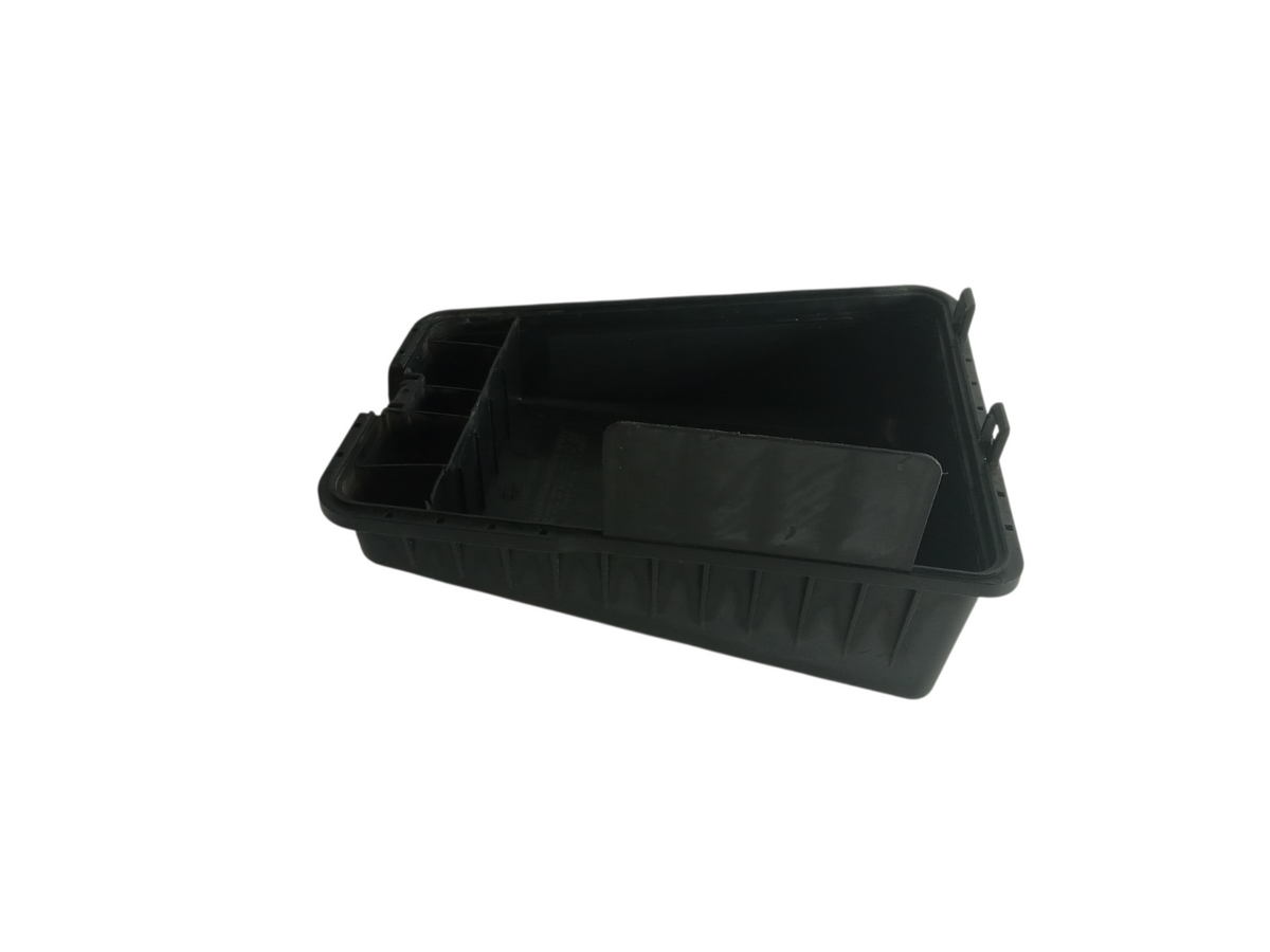 2012-2014 Hyundai Genesis Fuse Relay Junction Box Upper Cover OEM 14541
