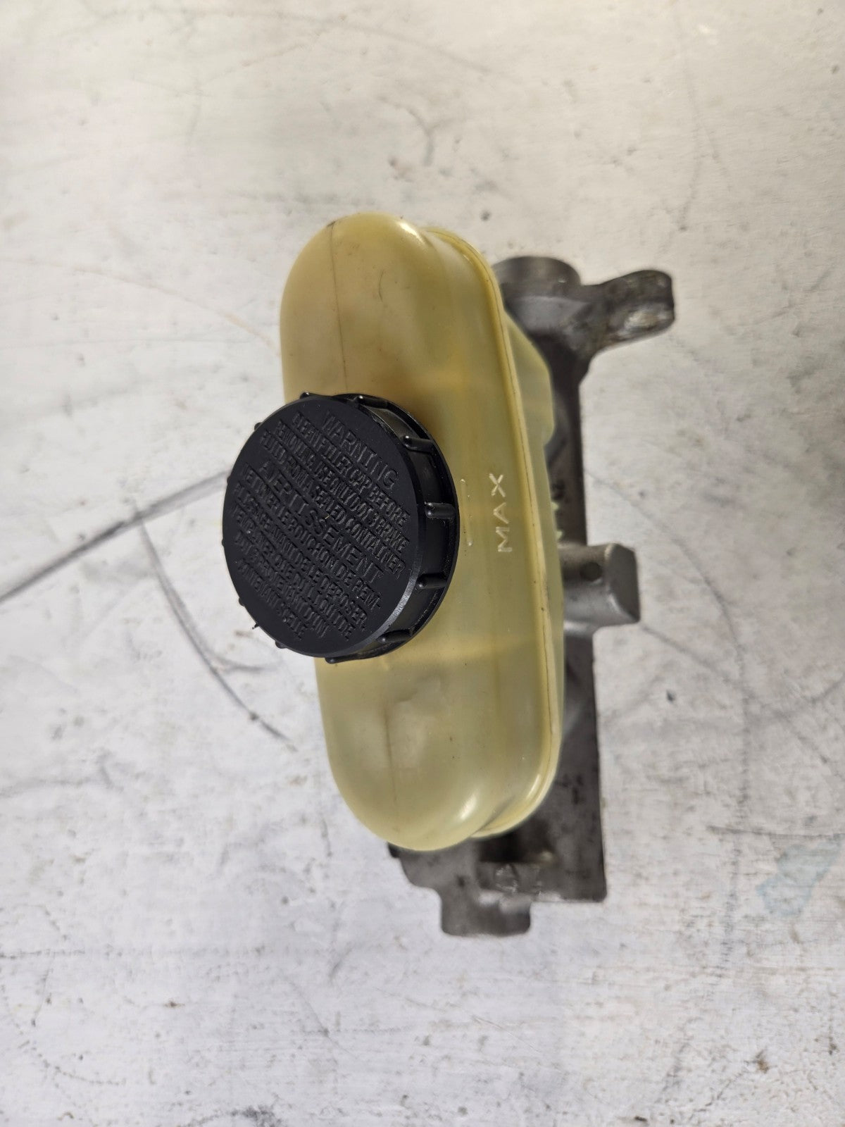 2001 2005 Lincoln Town Car Master Cylinder Reservoir Bottle Cap OEM 1W1Z2140AA