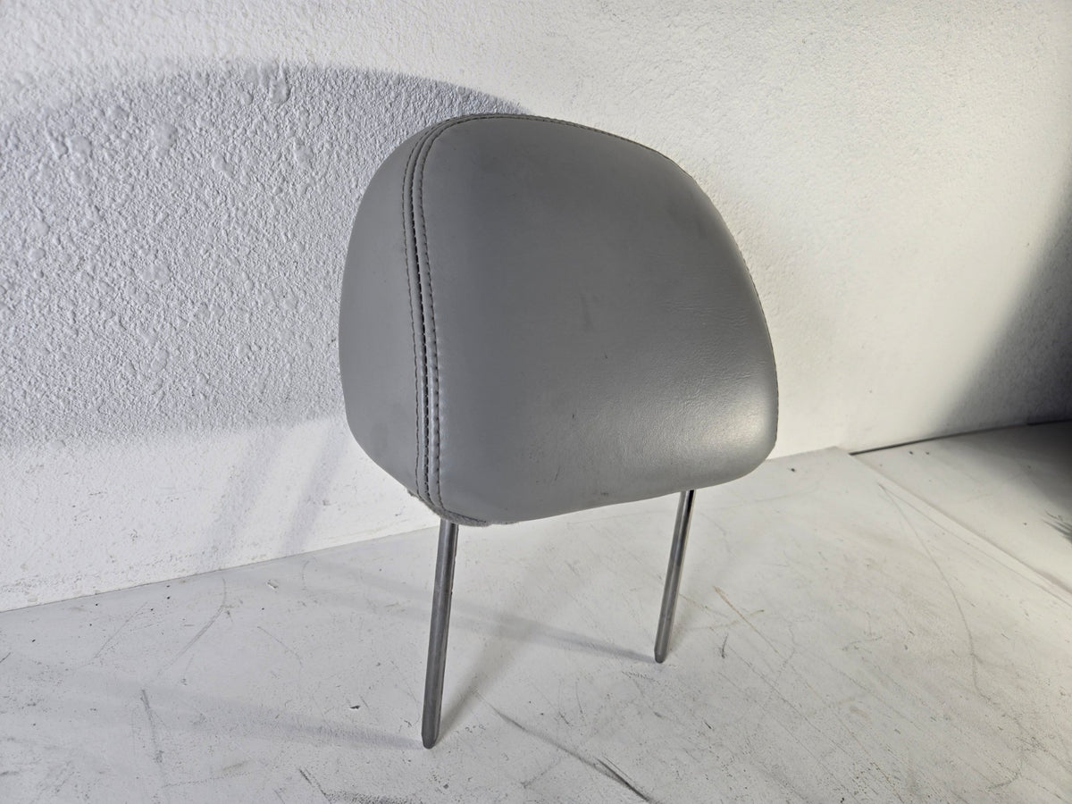 2004 Lincoln Town Car Right Passenger Front Seat Headrest Head Rest OEM Gray