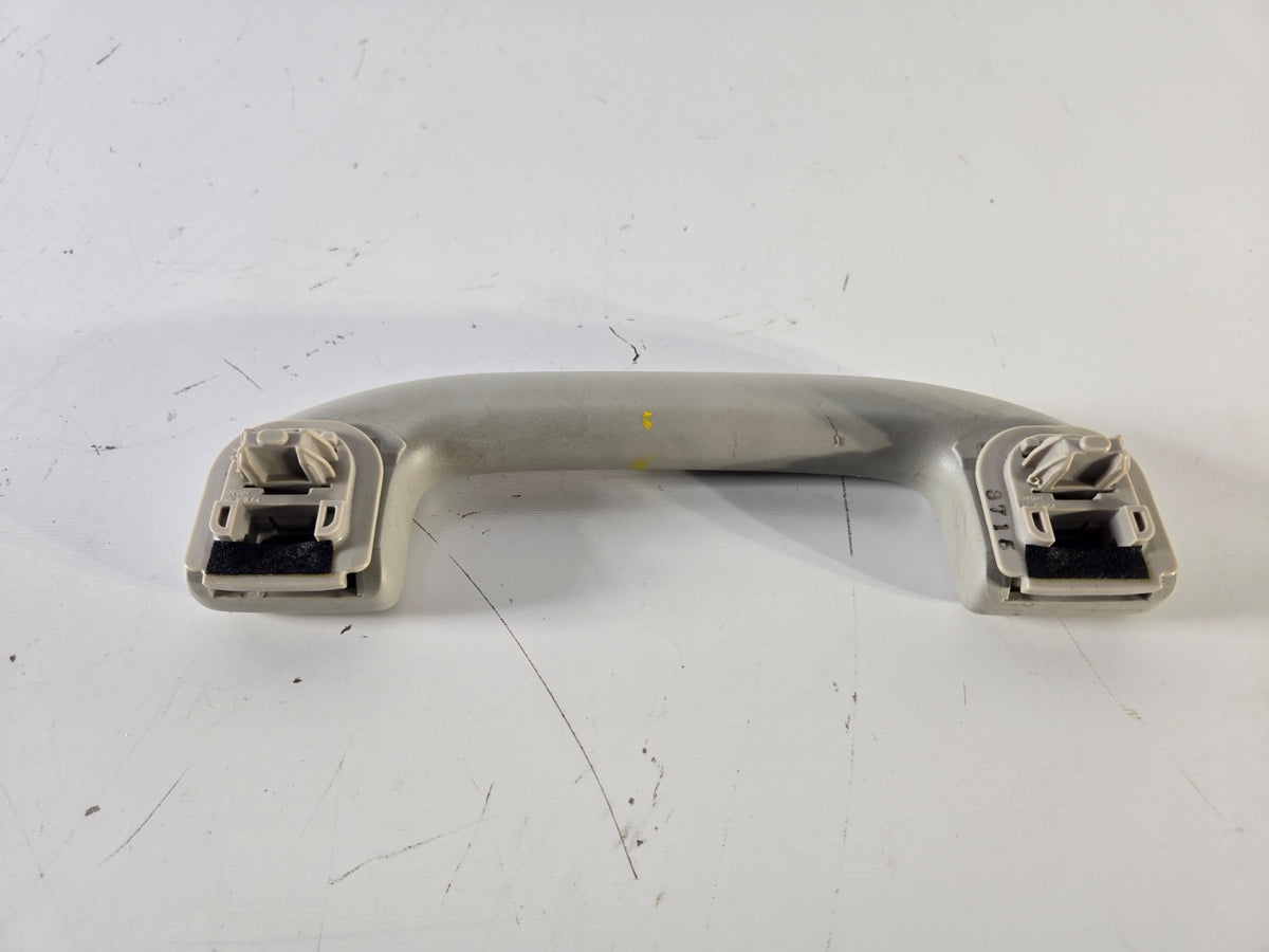 2014 2024 Infiniti Q50 Right Passenger Front Roof Grip Grab Handle OE 739403WS0A