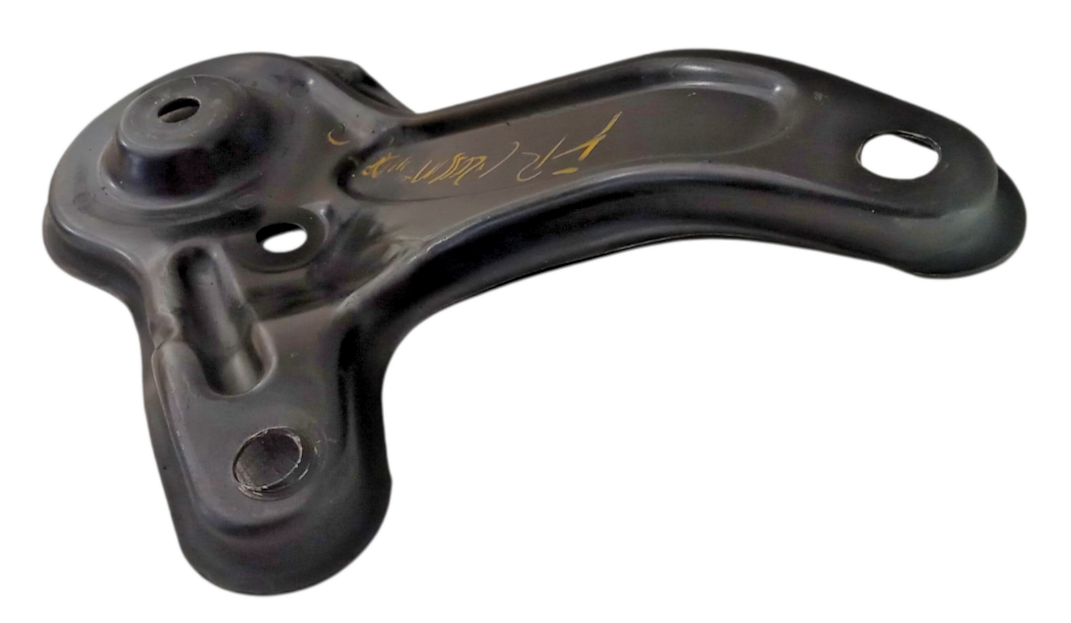 1999 2003 Lexus RX RX300 3.0L Left Driver Sub Frame Brace Bracket OEM 5102448011