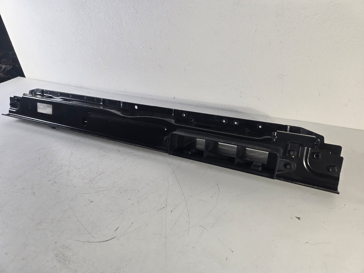 2015 2018 Kia Sedona Radiator Core Support Upper Tie Bar Bracket OEM 64101-A9000