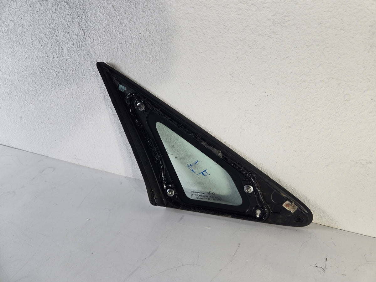 2015 2021 Kia Sedona Left Driver Side Front Door Vent Quarter Glass OEM