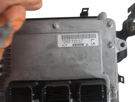 2006 Honda Odyssey ECU Engine Control Unit Module OEM 37820RGMA71