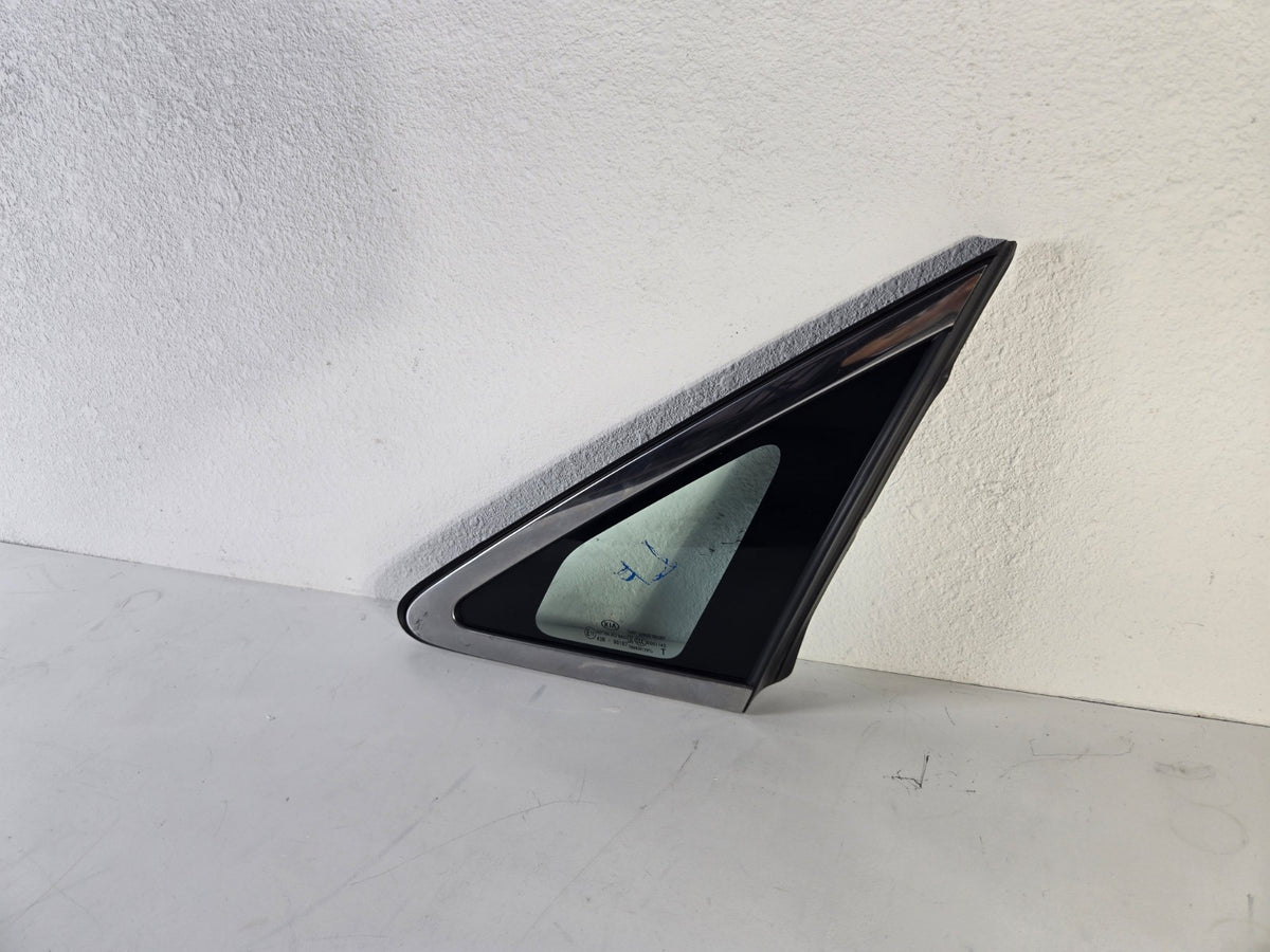 2015 2021 Kia Sedona Left Driver Side Front Door Vent Quarter Glass OEM