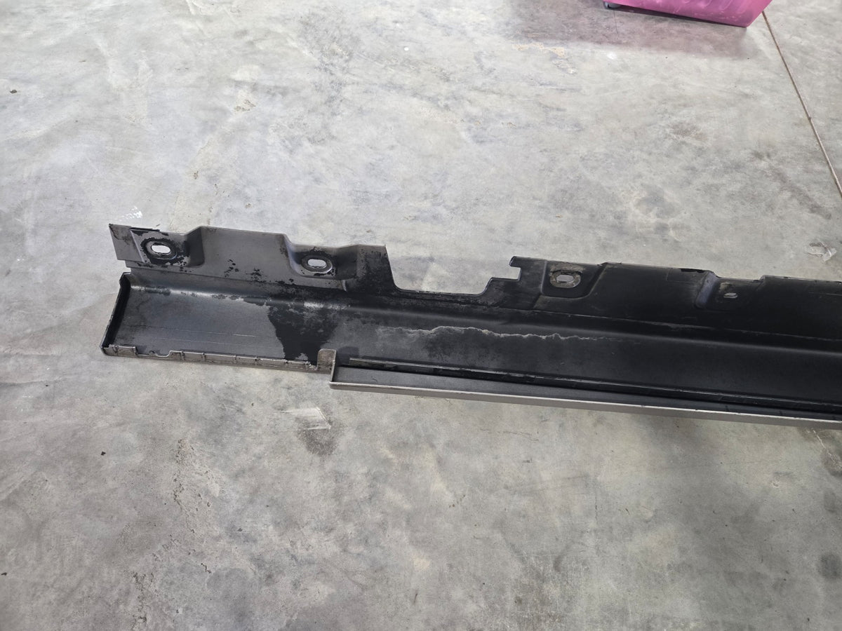 2010 2016 BMW 528i 535d 550i Left Driver Side Skirt Rocker Panel Trim OEM x