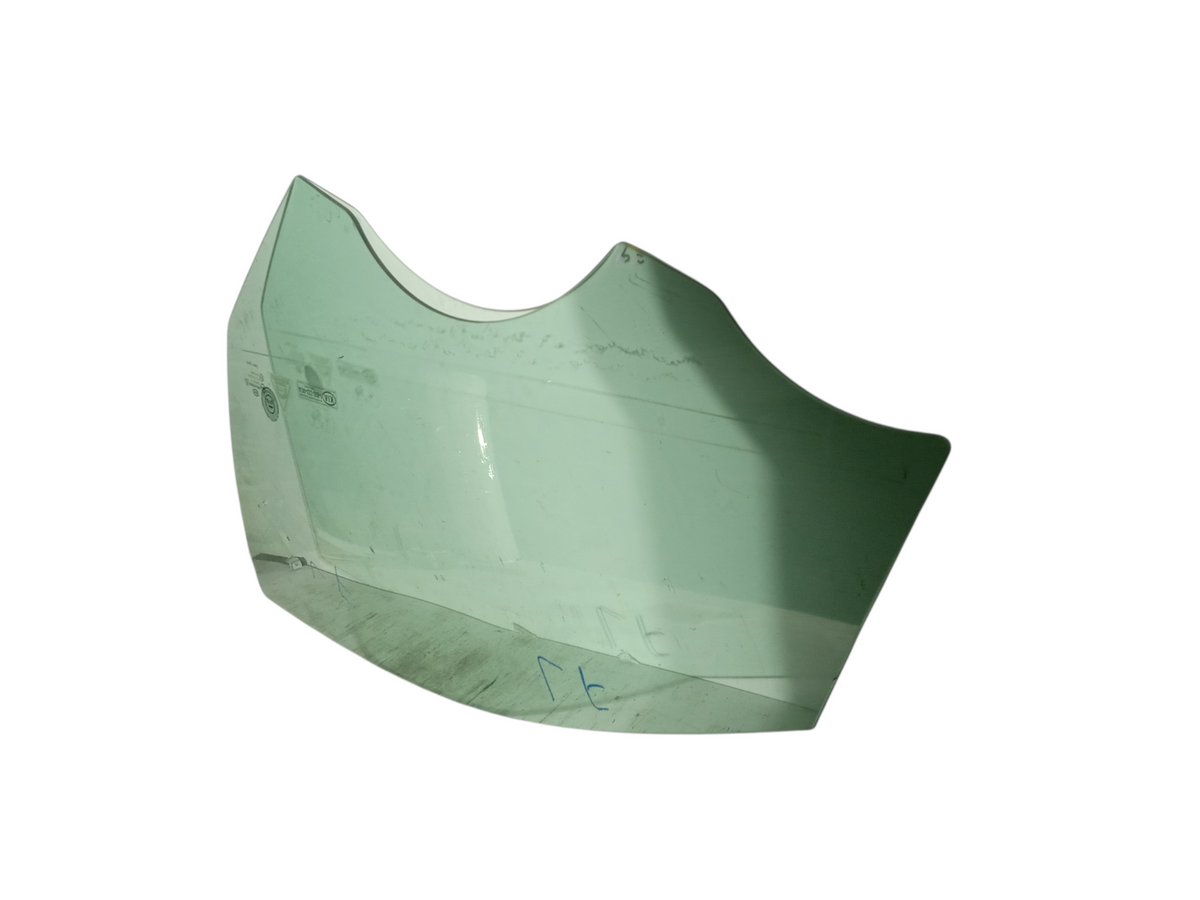 2011 Kia Optima Hybrid Front Left Driver Side Door Glass Window OEM 11715