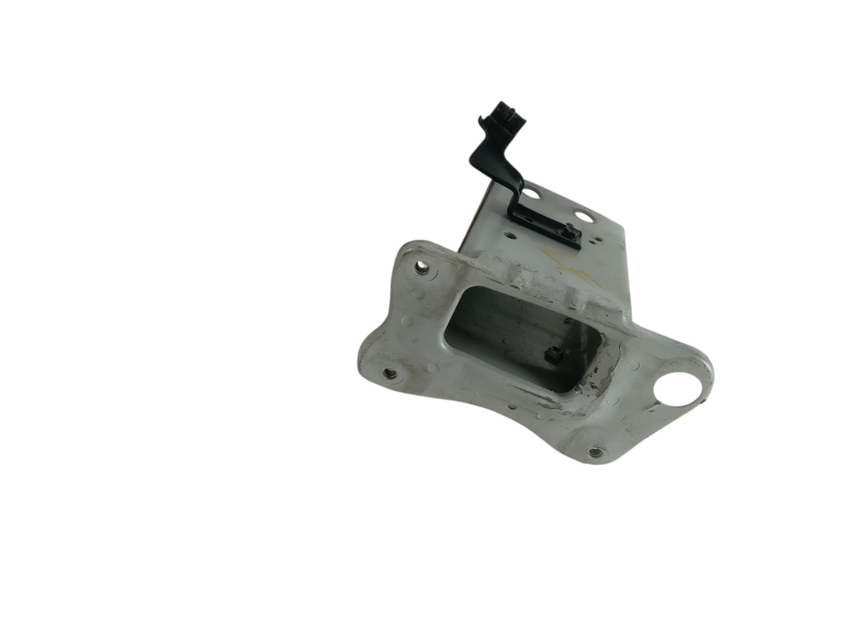 2012-2014 Hyundai Genesis Left Front Side member Bracket Driver Side OEM 14503