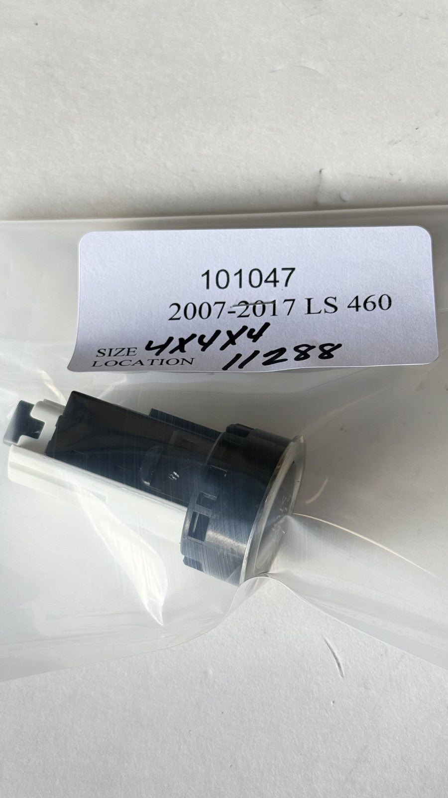 Lexus LS460 Switch Assy, Engine Start/Stop w/ Immobilize 89611-50010 Genuine OEM