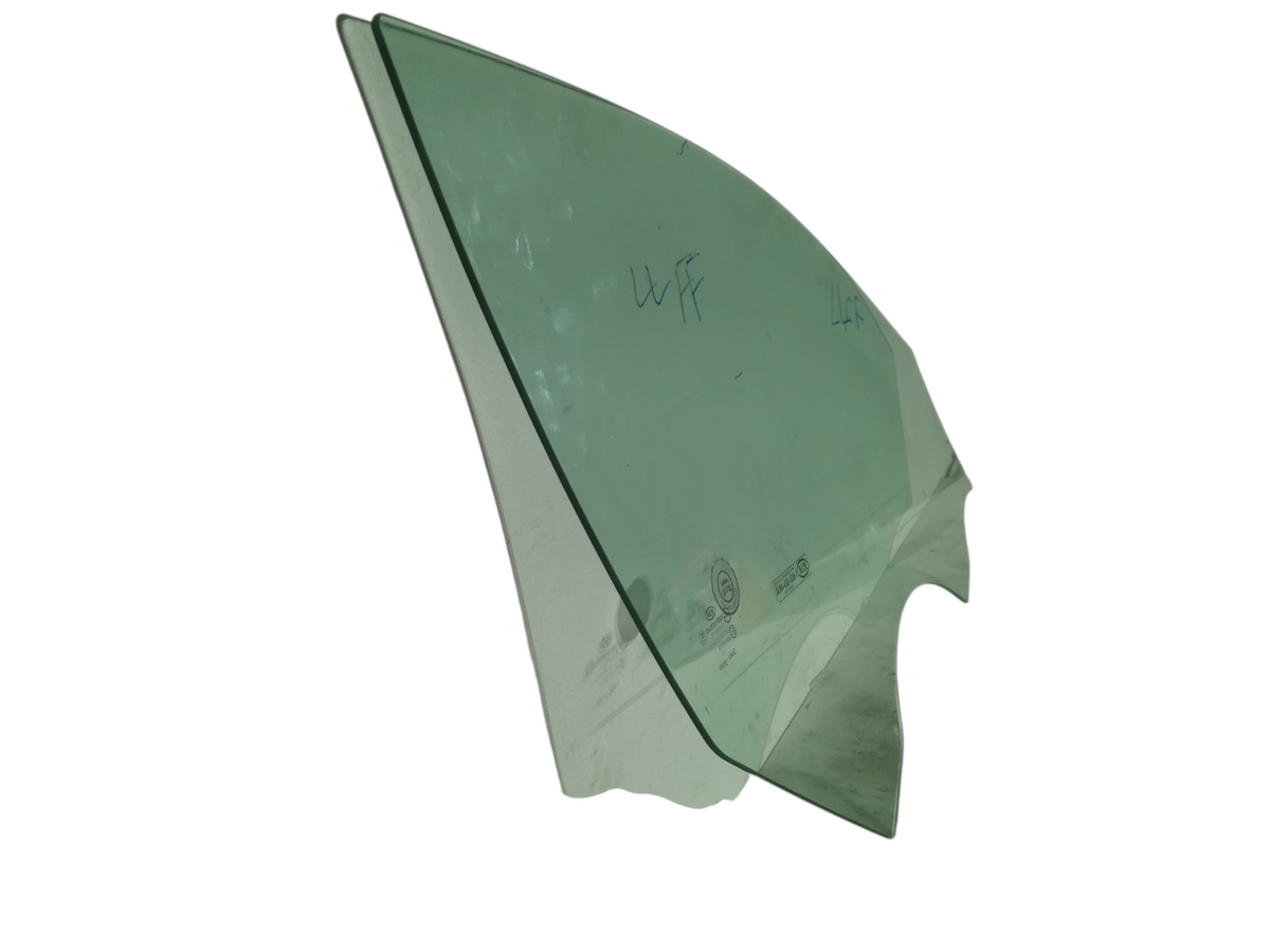 2011 Kia Optima Hybrid Front Left Driver Side Door Glass Window OEM 11715