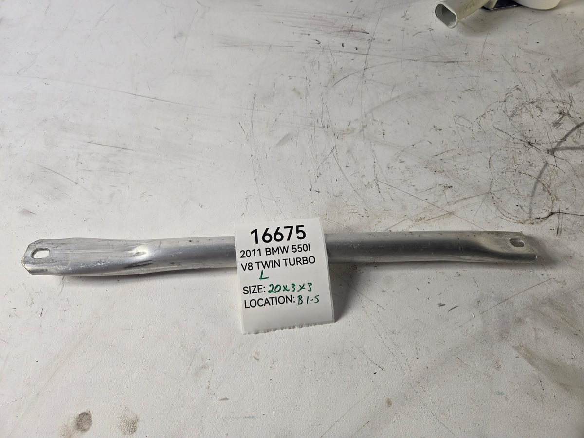 2010 2016 BMW 528i 535d 550i Left Side Front Rearward Support Bar Brace Bracket