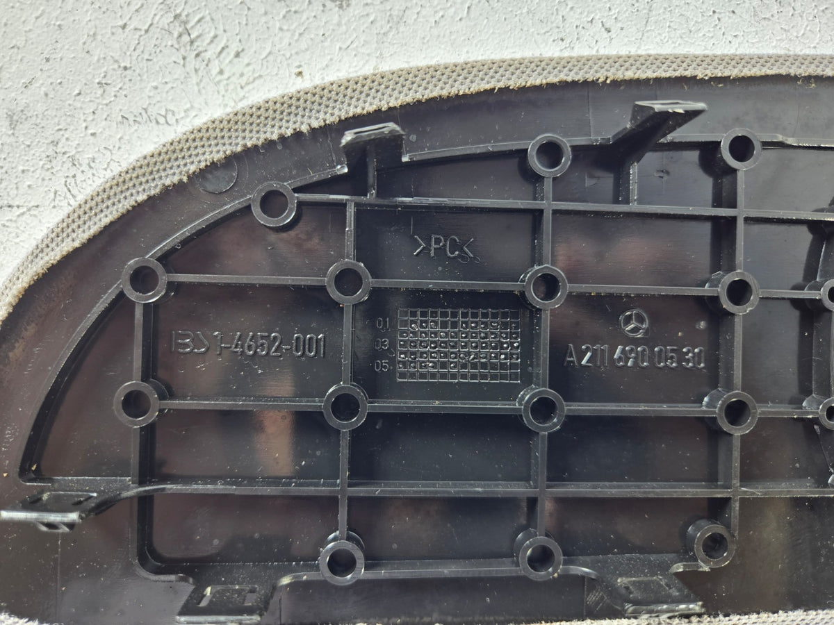 03-06 Mercedes E500 W211 Rear Deck Parcel Shelf Speaker Grille 2116900130 OEM