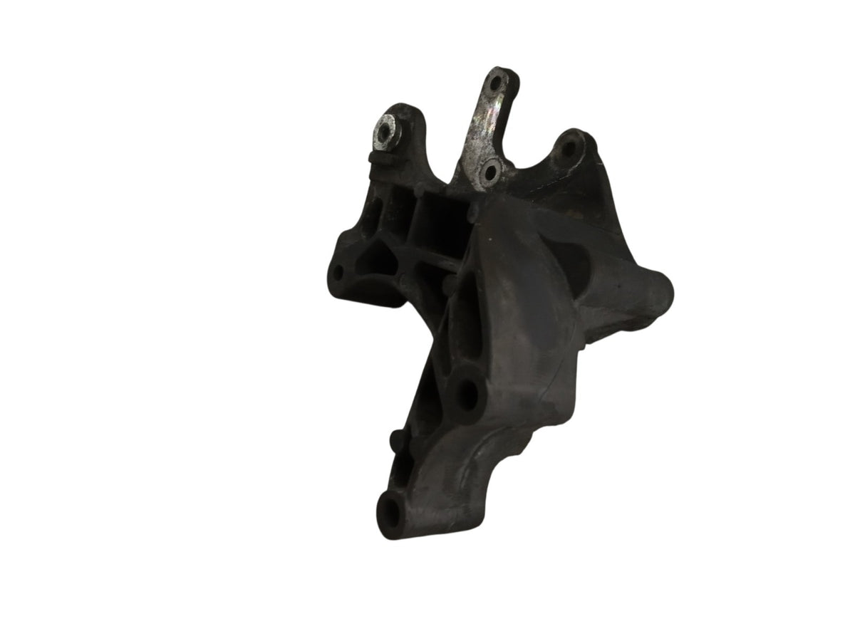 2012-2015 Jeep Patriot Power Steering Pump Bracket OEM 11930