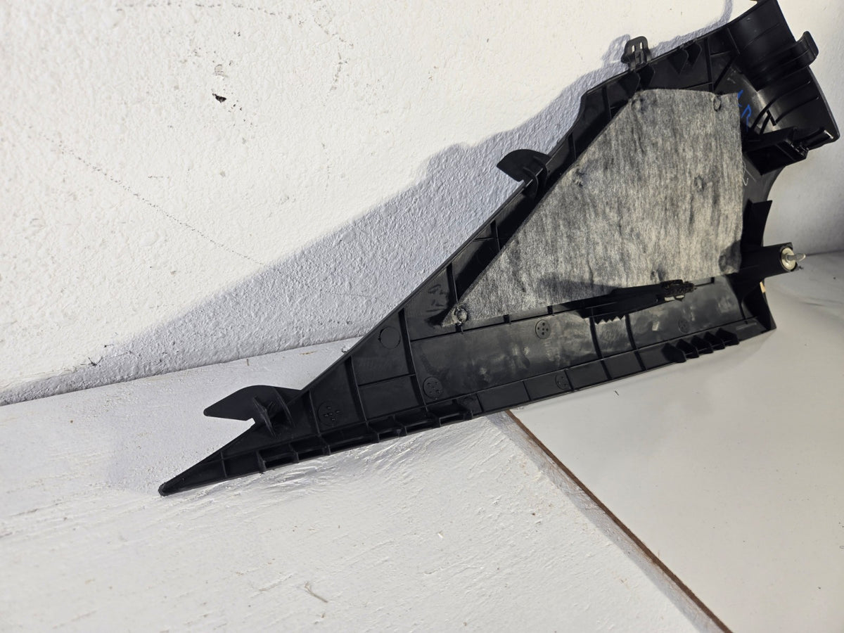 2011 2015 Hyundai Elantra Left Driver Side Rear C Pillar Upper Trim Panel OEM