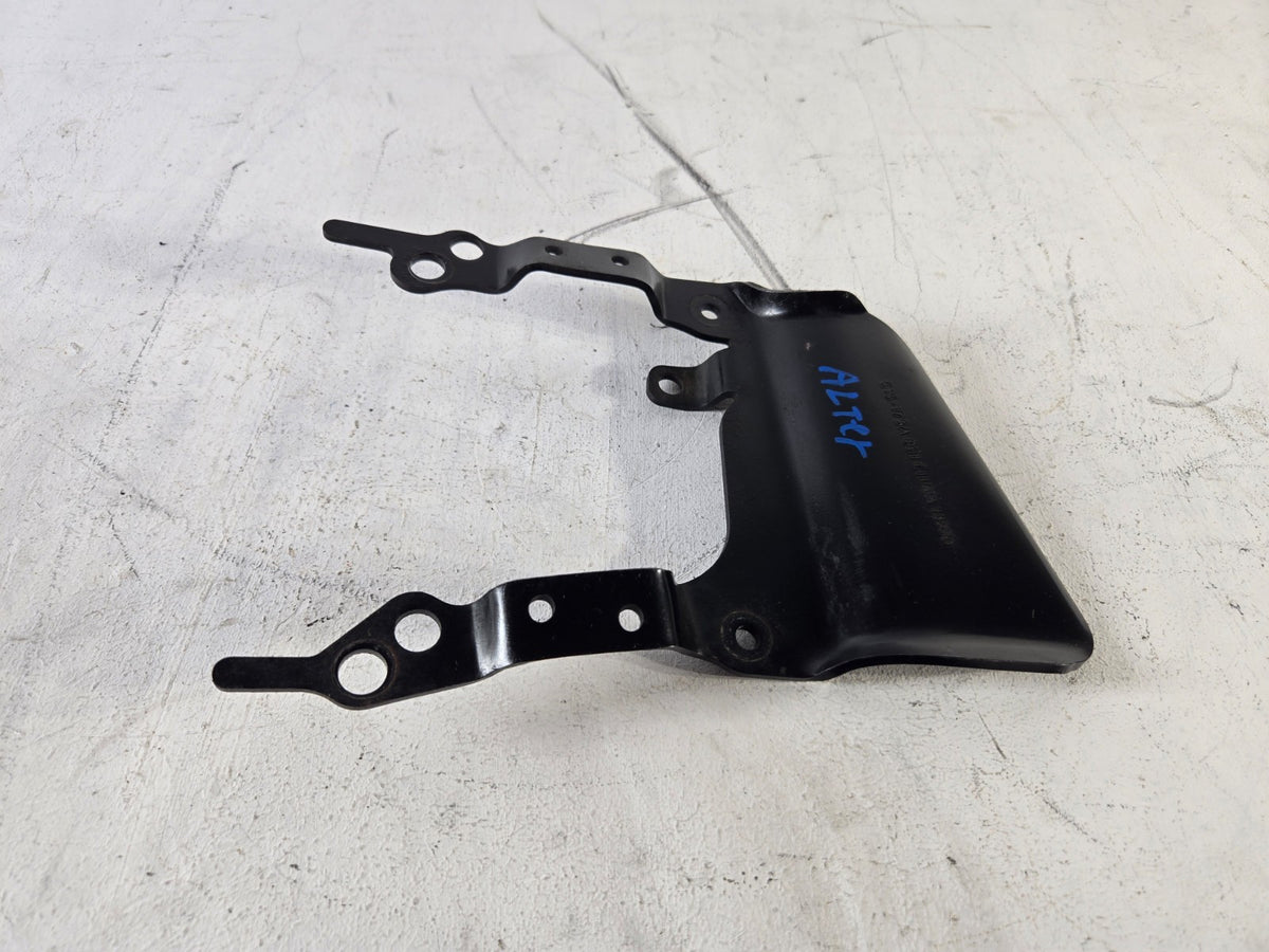 2004 Lincoln Town Car Intake Alternator Mount Mounting Bracket OEM 615175A