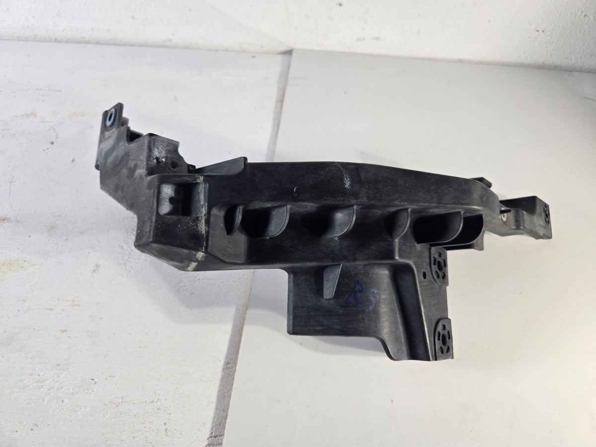 2011 2013 Hyundai Elantra Sedan Radiator Core Support Right Side Bracket OEM