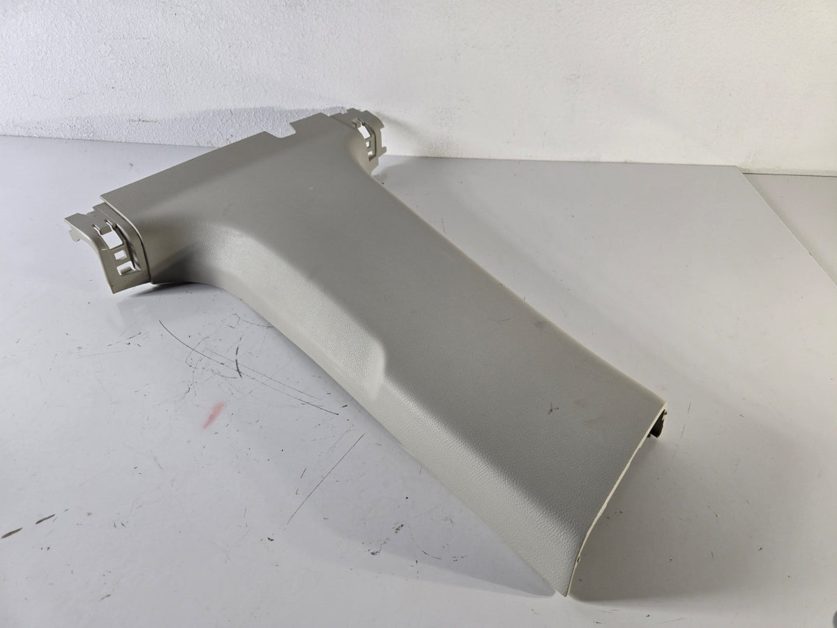 2014 2020 Infiniti Q50 Right Passenger B Pillar Lower Trim Cover OEM 769154GH9B