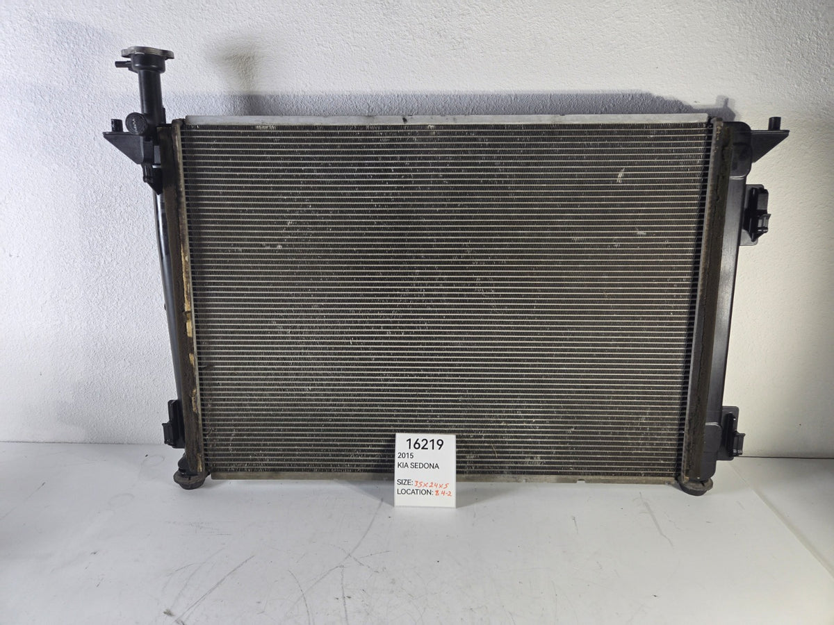 2015 2016 2017 2018 2020 2021 Kia Sedona 3.3L Radiator Core OEM 25310A9050