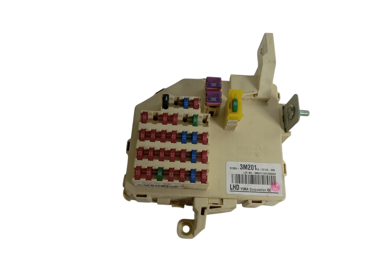 2012-2014 Hyundai Genesis Cabin Fuse Relay Box 91950-3M201 OEM 14391