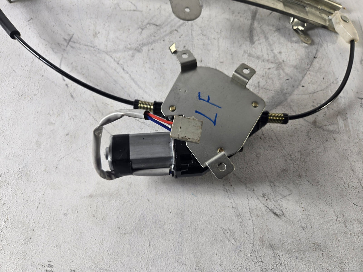 2004 Lincoln Town Car Left Driver Side Front Door Window Regulator Motor OEM