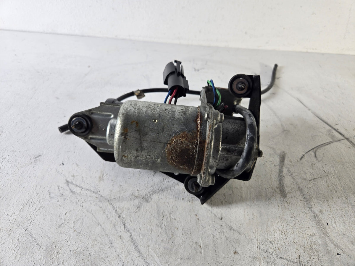 2004 Lincoln Town Car Air Ride Suspension Air Compressor Pump OEM 3W133B484BA