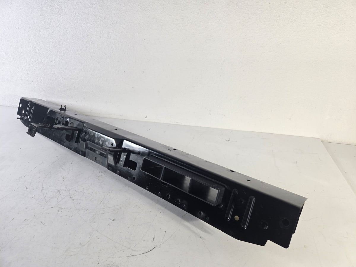 2015 2018 Kia Sedona Radiator Core Support Upper Tie Bar Bracket OEM 64101-A9000