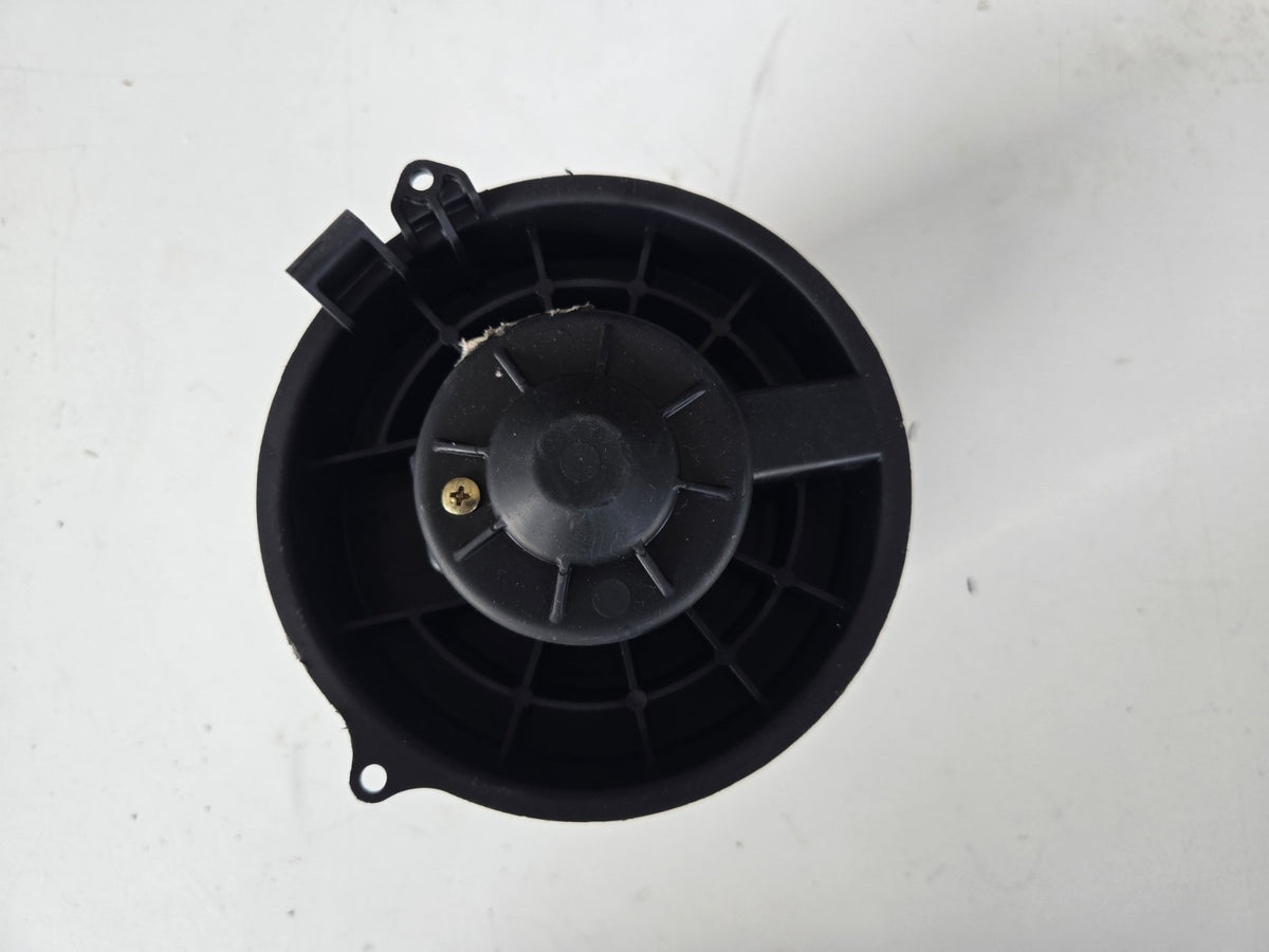 2014 2020 Nissan Rogue front HVAC ac heater dash air blower motor fan front OEM