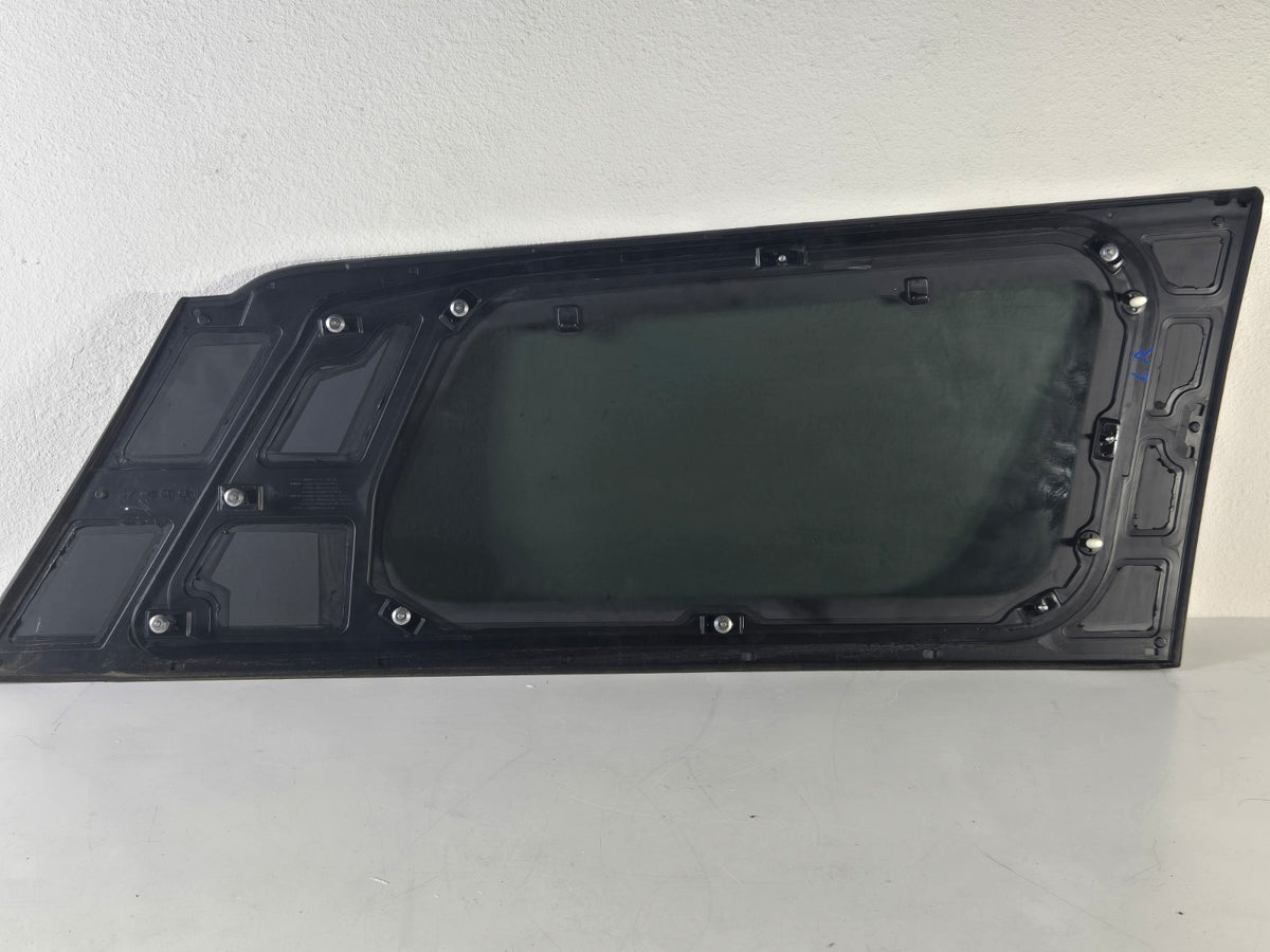 2015 2021 Kia Sedona Left Driver Side Rear Quarter Panel Glass OEM 87810A9520